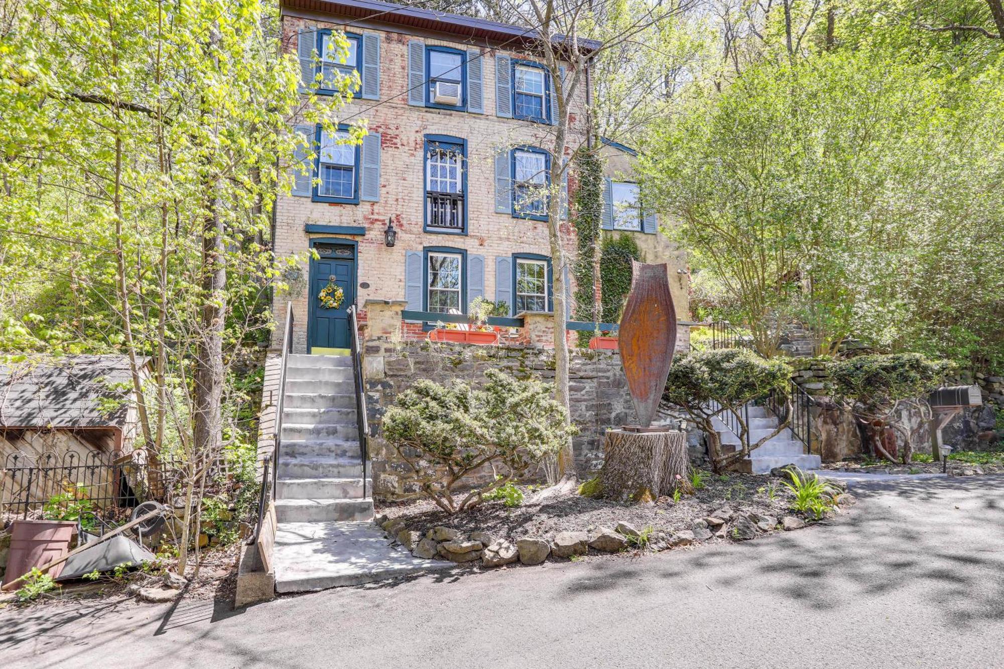 Lambertville Retreat - Walk To Shopping And Dining! ภายนอก รูปภาพ